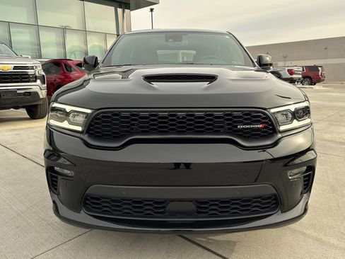 Used 2022 Dodge Durango R/T w/ Tow 'N Go Package image 2