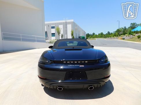 Used 2021 Porsche 718 Boxster image 24