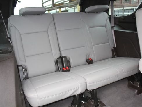 Used 2022 Chevrolet Tahoe LT w/ Luxury Package AWD/4WD image 20