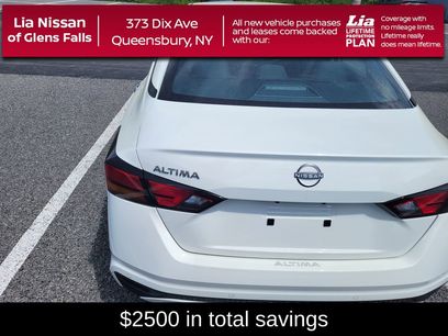 New 2025 Nissan Altima 2.5 SV