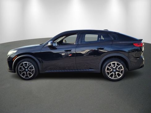 Certified 2025 BMW X2 xDrive28i image 4