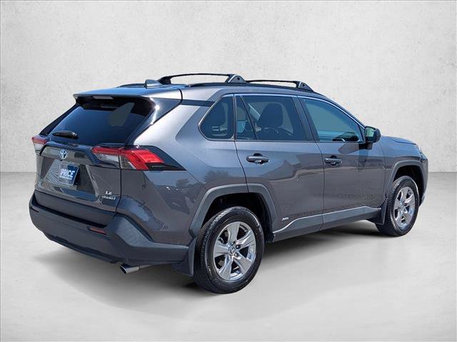 Used 2024 Toyota RAV4 LE AWD/4WD image 5