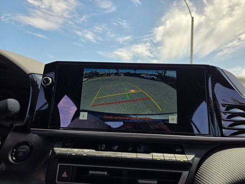 Used 2025 Toyota Camry SE w/ Multimedia Upgrade Package FWD image 9