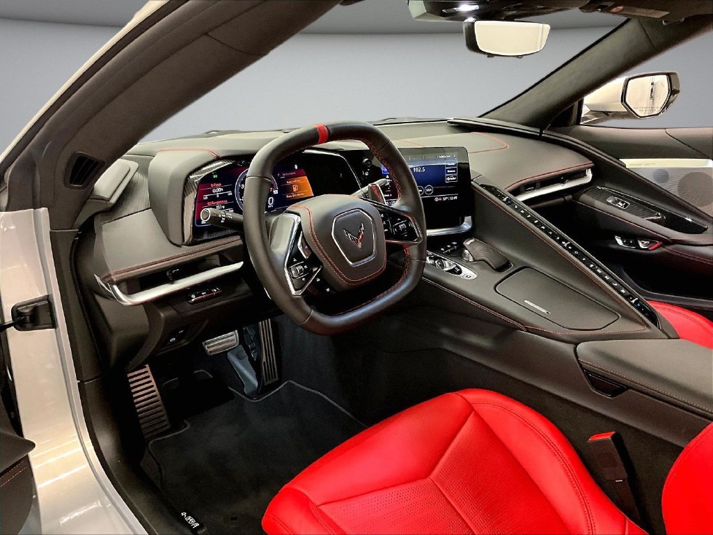 Used 2022 Chevrolet Corvette Stingray Premium Cpe w/ Z51 Performance Package RWD image 16