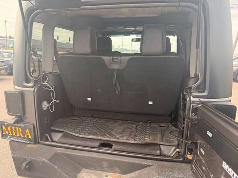 Used 2014 Jeep Wrangler Sport AWD/4WD image 36