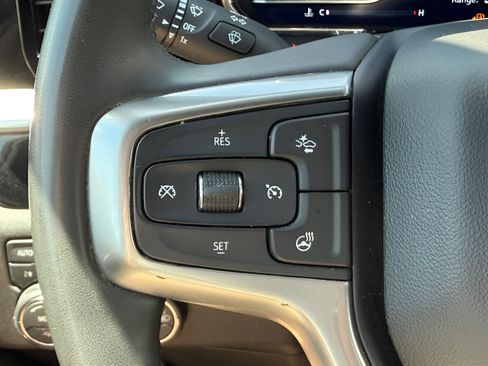 Used 2023 Chevrolet Silverado 1500 RST AWD/4WD image 15