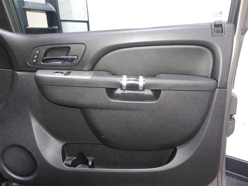 Used 2013 Chevrolet Silverado 3500 LTZ w/ LTZ Plus Package RWD image 16
