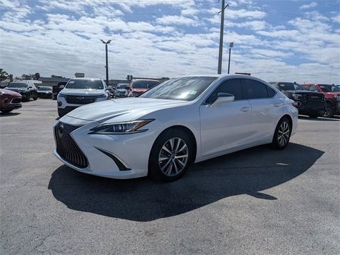 Used 2019 Lexus ES 350 w/ Accessory Package 2 image 7