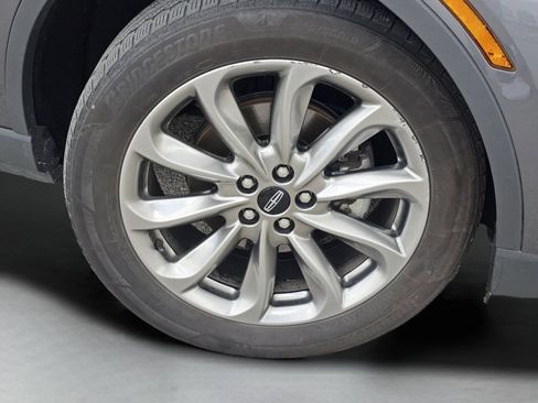 Used 2021 Lincoln Corsair AWD w/ Premium Package image 19