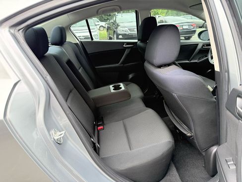 Used 2012 MAZDA MAZDA3 i Touring FWD image 16