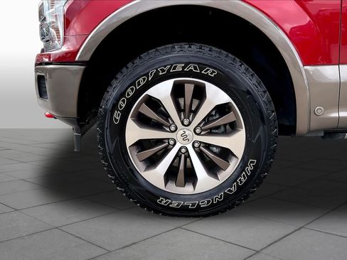 Used 2018 Ford F150 King Ranch w/ Equipment Group 601A Luxury AWD/4WD image 11