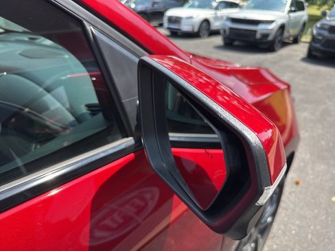 Used 2023 Chevrolet Equinox RS w/ RS Leather Package image 17