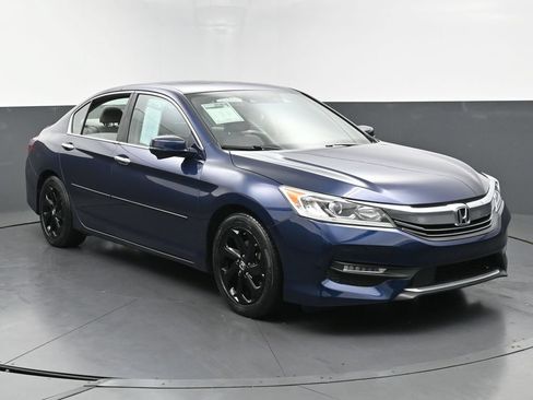 Used 2016 Honda Accord EX-L image 3