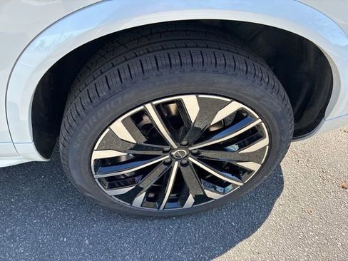 New 2026 Volvo XC90 B6 Ultra w/ Protection Package AWD/4WD image 13