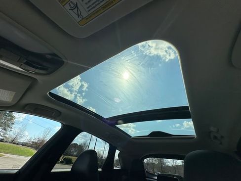 Used 2023 INFINITI QX50 Luxe image 27