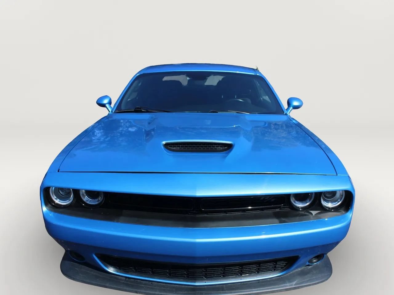 Used 2023 Dodge Challenger R/T w/ Blacktop Package RWD image 2