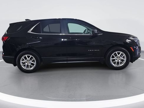 Certified 2024 Chevrolet Equinox LT AWD/4WD image 2
