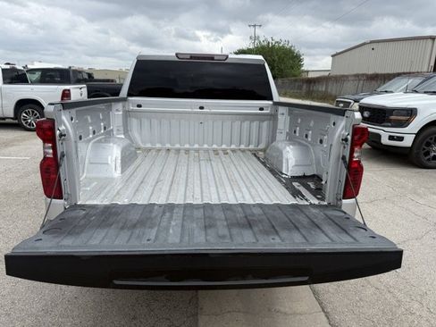 Used 2022 Chevrolet Silverado 1500 LT image 7