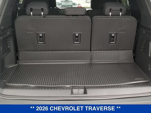 New 2026 Chevrolet Traverse LT w/ Driver Confidence Package AWD/4WD image 5