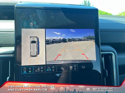 New 2025 GMC Yukon XL Denali w/ Denali Reserve Package image 24