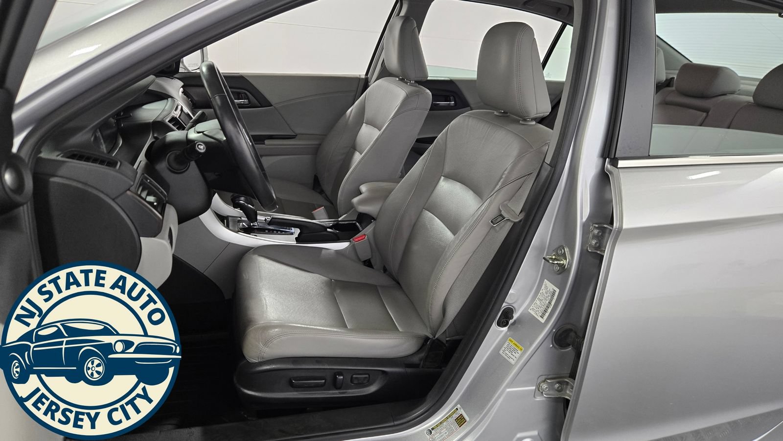 Used 2015 Honda Accord EX-L image 28
