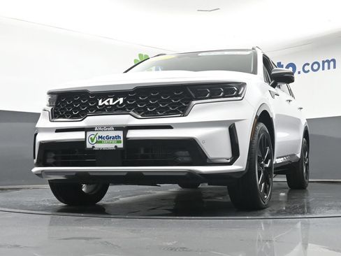 Used 2023 Kia Sorento SX AWD/4WD image 7