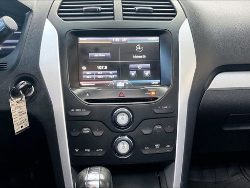 Used 2014 Ford Explorer XLT w/ Equipment Group 202A image 15