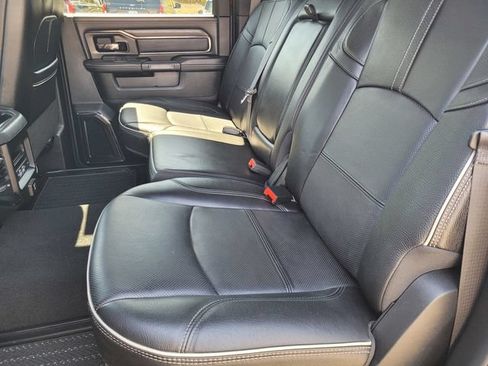 Used 2022 RAM 3500 Limited AWD/4WD image 13