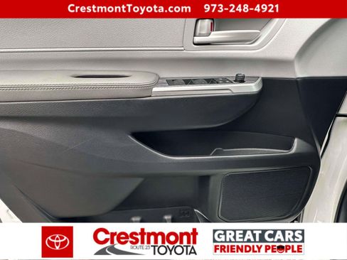 Used 2025 Toyota Sienna LE image 13