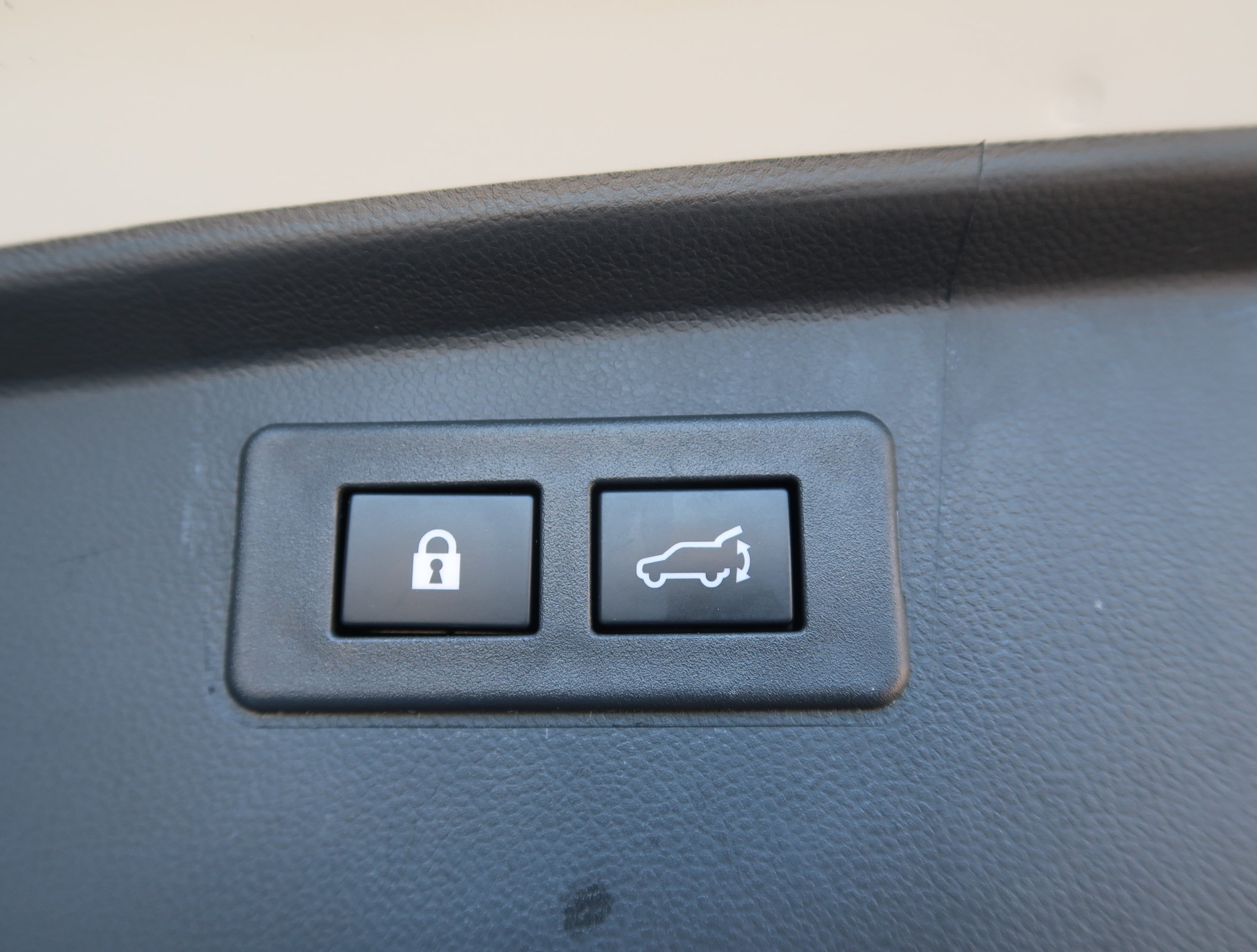 Used 2023 Subaru Outback Limited AWD/4WD image 36