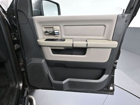 Used 2011 RAM 1500 Big Horn image 41