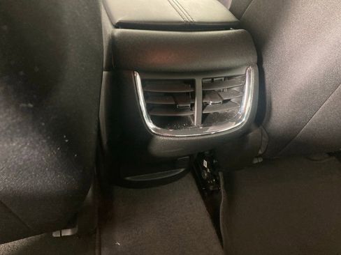 Used 2024 Chevrolet Malibu LT image 13