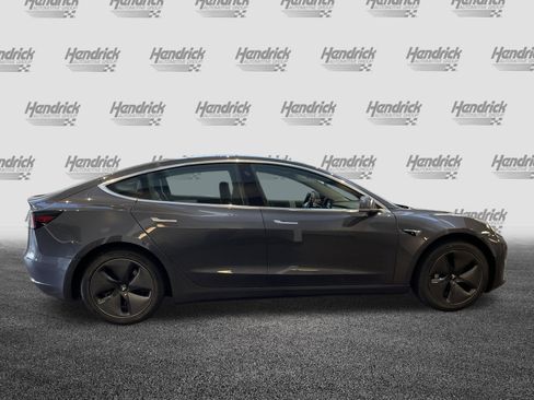 Used 2018 Tesla Model 3 Long Range image 11