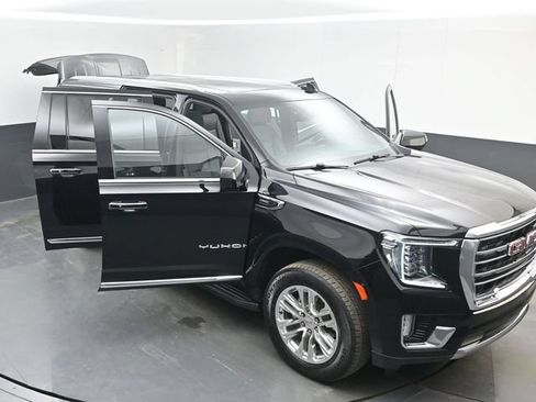 Used 2023 GMC Yukon XL SLT AWD/4WD image 53