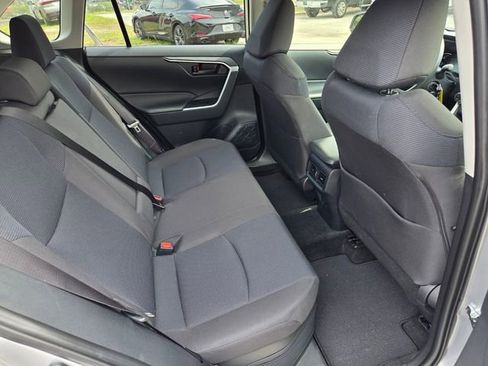 Used 2025 Toyota RAV4 LE AWD/4WD image 14