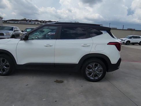 Used 2024 Kia Seltos S FWD image 6