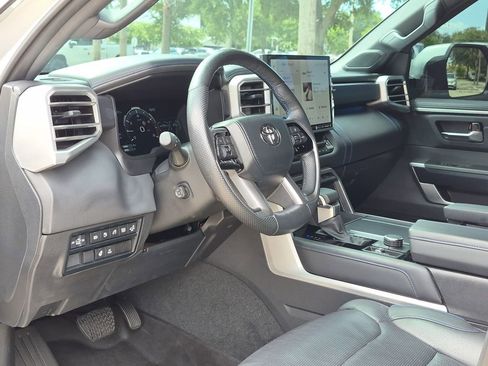 Used 2024 Toyota Tundra Platinum AWD/4WD image 10