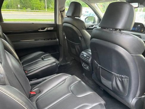 Used 2022 Hyundai Palisade Limited w/ Cargo Package AWD/4WD image 13