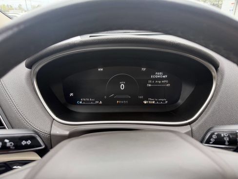 Used 2020 Lincoln Nautilus Reserve image 25