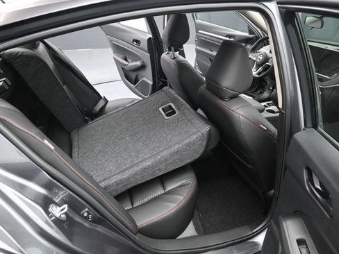 New 2026 Nissan Altima 2.5 SR w/ SR Midnight Edition Package FWD image 28