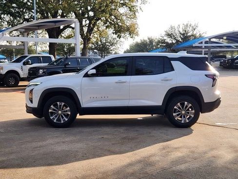 Used 2025 Chevrolet Equinox LT w/ Safety and Technology Package image 12