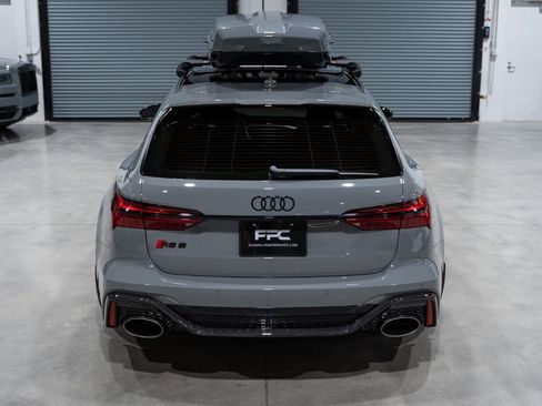 Used 2022 Audi RS 6 4.0T quattro Avant w/ Carbon Optic Package image 5