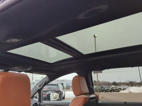 New 2026 Chrysler Pacifica Pinnacle w/ Trailer Tow Group image 29