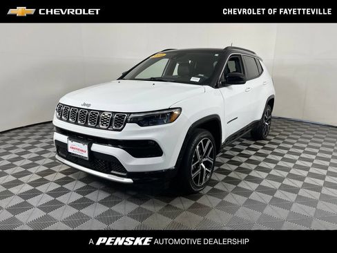 Used 2025 Jeep Compass Limited w/ Elite Group AWD/4WD image 1