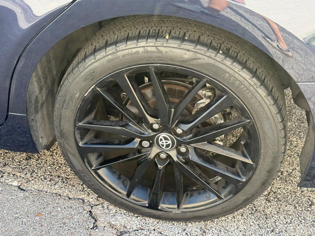 Certified 2022 Toyota Camry XSE FWD image 9