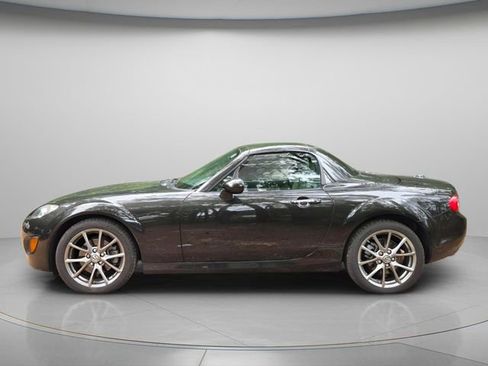 Used 2011 MAZDA MX-5 Miata Grand Touring RWD image 10