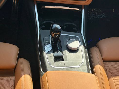 Used 2022 BMW 330e w/ M Sport Package RWD image 21
