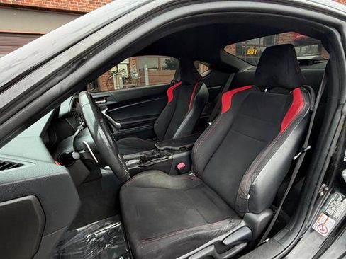 Used 2015 Scion FR-S RWD image 16