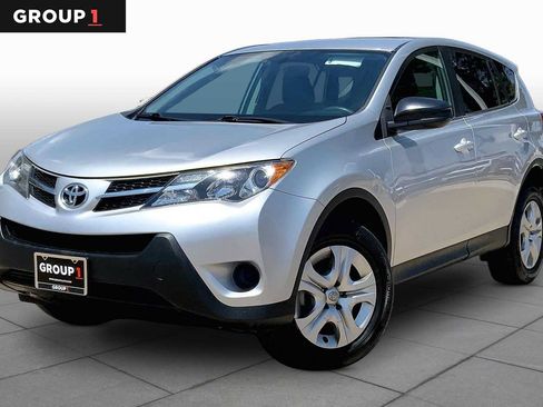 Used 2014 Toyota RAV4 LE FWD image 1