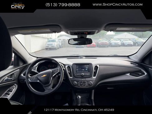 Used 2016 Chevrolet Malibu LT FWD image 11